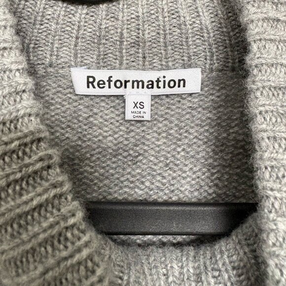 Reformation Garrett Cashmere Cropped Turtleneck Sweater Grey XS - Picture 9 of 10